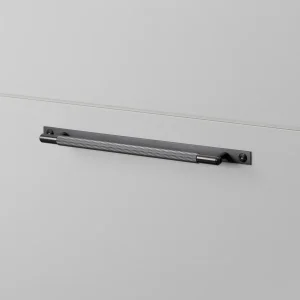 BUSTER + PUNCH® - PULL BAR / PLATE / LINEAR MEDIUM - Smoked Bronze