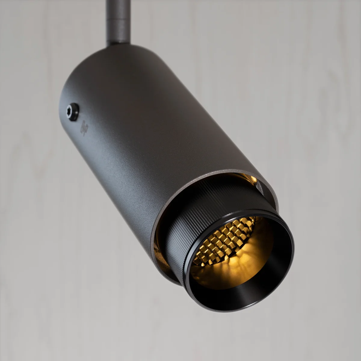 EXHAUST SPOT / LINEAR / GRAPHITE / GUN METAL - Image 4