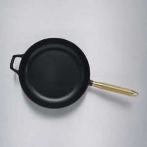 BUSTER + PUNCH® STEKEPANNE | FRYING PAN / Ø 28CM / STAUB / BLACK / BRASS
