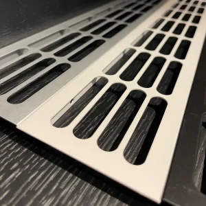 EKSKLUSIV LUFTERIST TIL KJØLESKAP | 200 CM² | 1,5MM | 80MM x 480MM | MATT HVIT - BULK 10 STK
