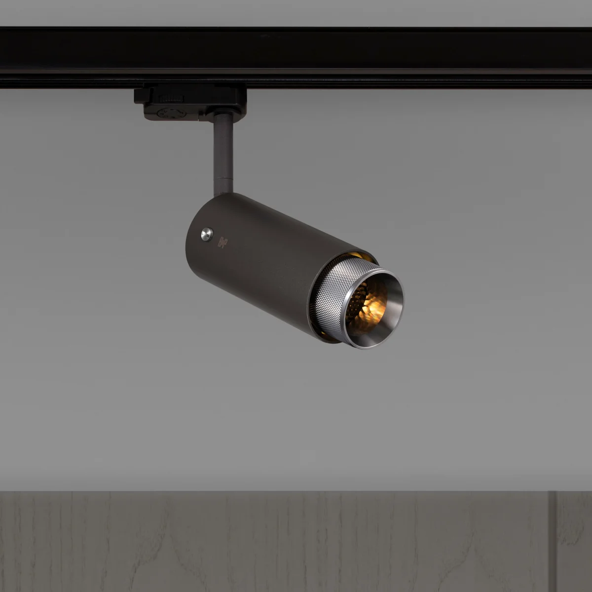 EXHAUST TRACK / CROSS / GRAPHITE / STEEL