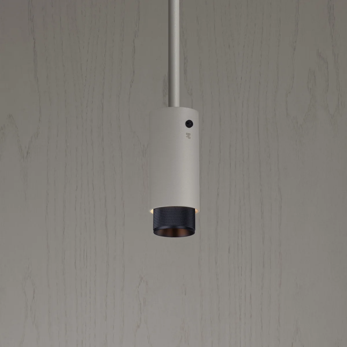 EXHAUST PENDANT / CROSS / STONE / BLACK - Image 3
