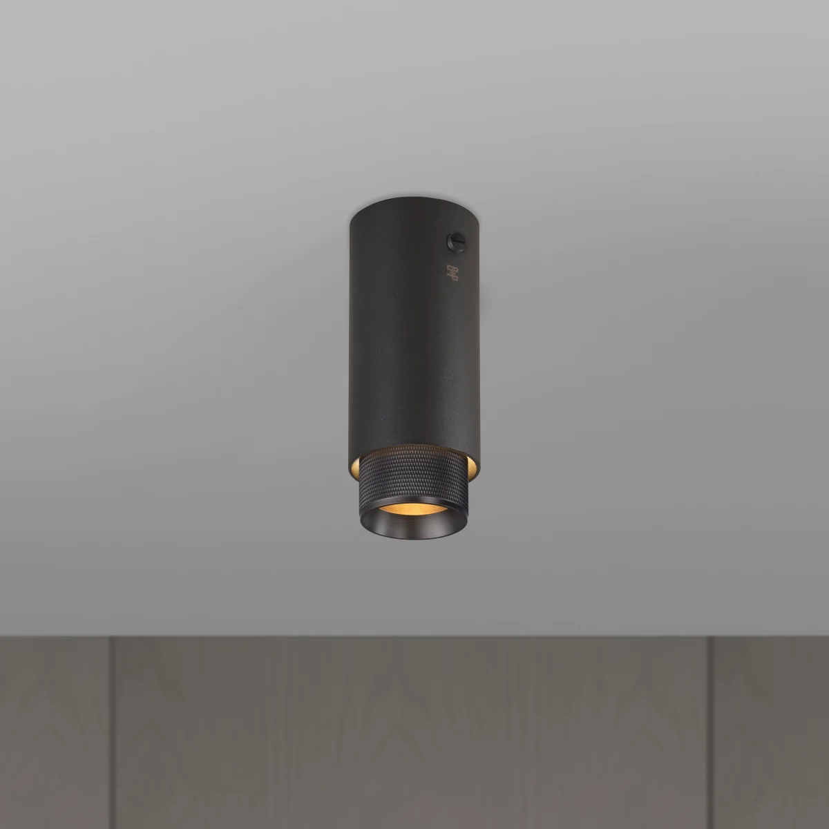 EXHAUST SURFACE / CROSS / GRAPHITE / SMOKED BRONZE