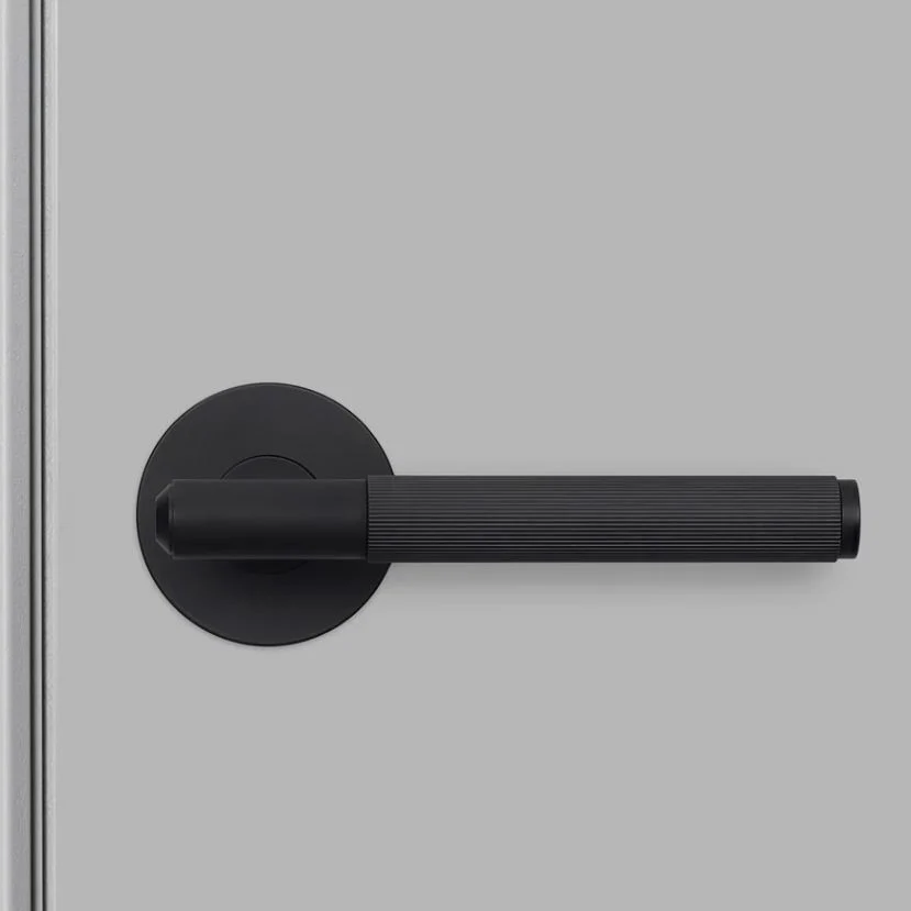 BUSTER + PUNCH® - DOOR HANDLE SET / LINEAR / SWE / SPRUNG / WELDERS BLACK - Image 3