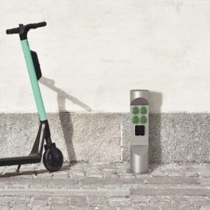 BS - ES323-EM Uttakssøyle gatemontering IP44 til el-sykkel eller el-sparkesykkel lading / E-Wheels - STAINLESS STEEL