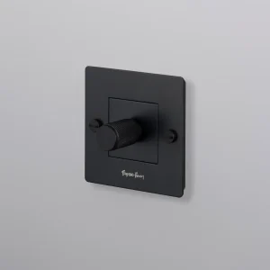BUSTER + PUNCH® EU - 1G DIMMER / 250W LED / RETRACTIVE SWITCH COMPATIBLE ONLY - black
