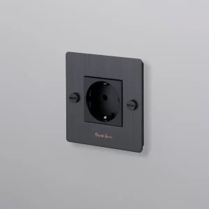 BUSTER + PUNCH® EU - 1G SOCKET / SCHUKO - smoked bronze