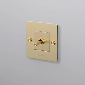 BUSTER + PUNCH® EU - 1G TOGGLE SWITCH brass