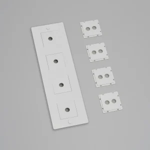 BUSTER + PUNCH® EU - 4G WALL PLATE / VERTICAL - white